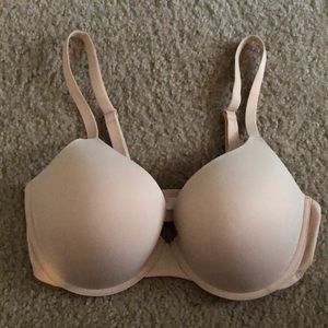 PINK VS nude bra